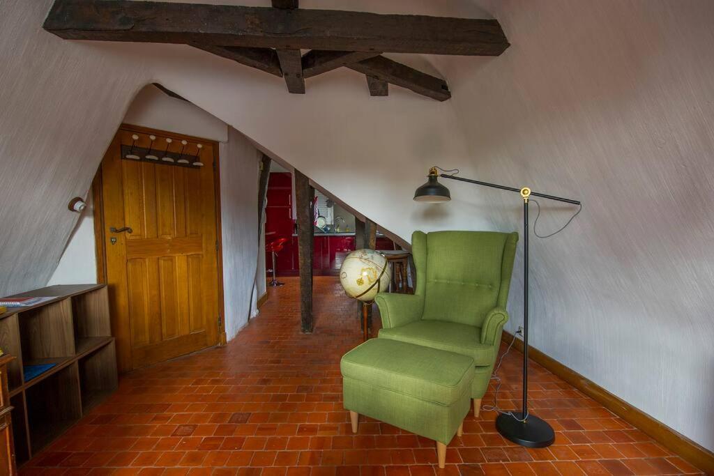 Appartement De Caractere Au Coeur Du Vieux Tours Eksteriør bilde